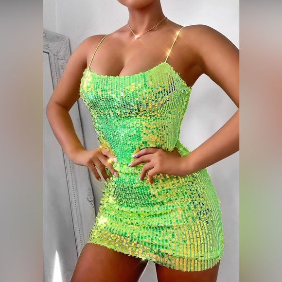 Fashion Nova Dresses & Skirts - 🔥NWT Fashion Nova women shine time sequin sparkly dress, Size M, Lime color.